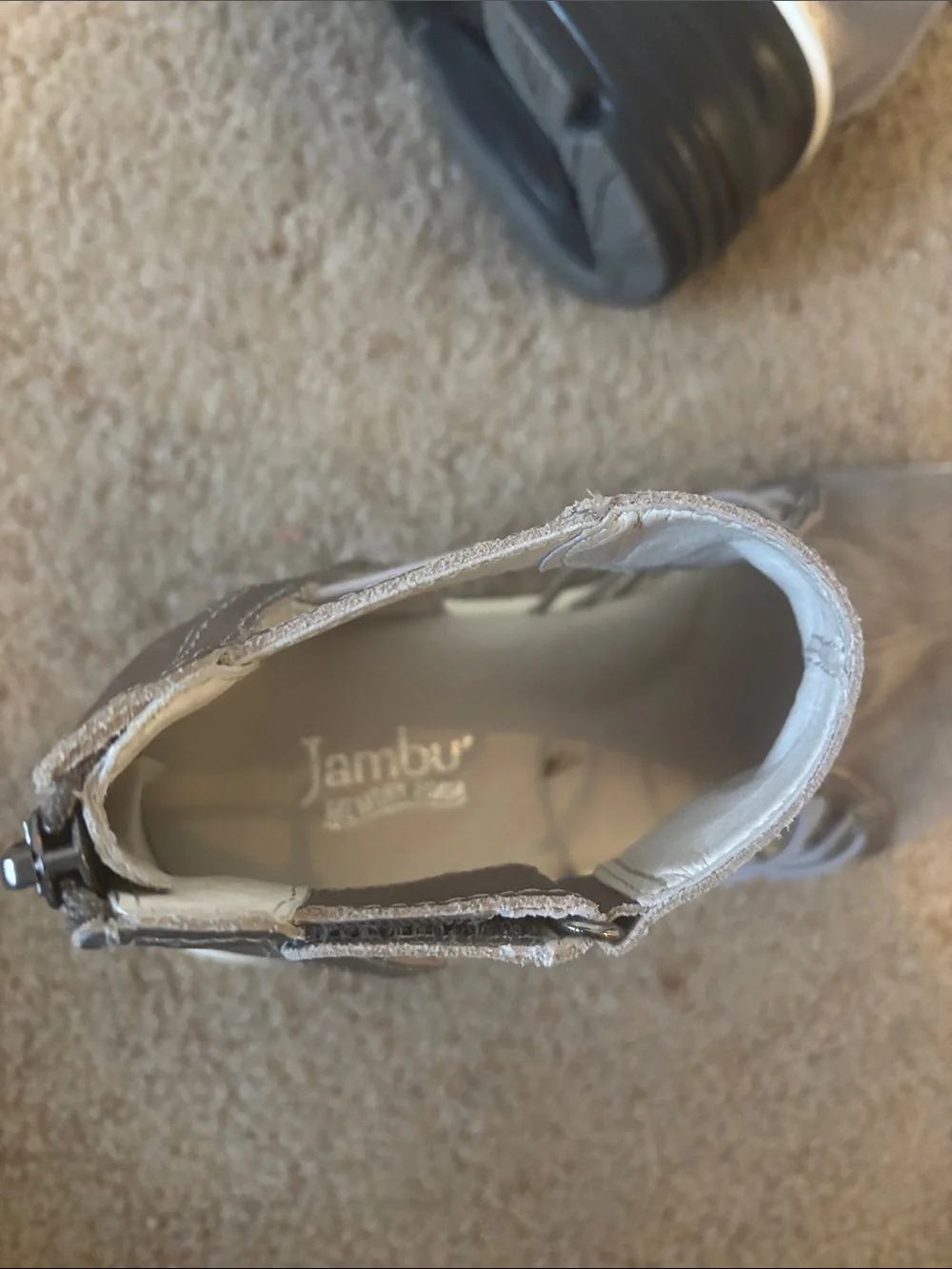 Jambu stylish gray